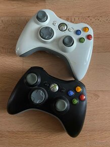 Xbox 360 Elite 120GB + gamepad + 7 hier - 3