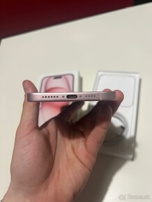 iPhone 15 Plus 256 GB Pink - 3