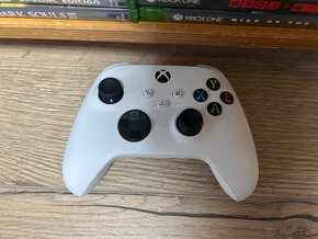 Xbox One S - 3