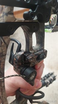 Kladkovy luk HOYT Faktor 30 - 3