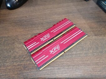 ADATA XPG GAMMIX D10 16 GB DDR4 3200 - 3