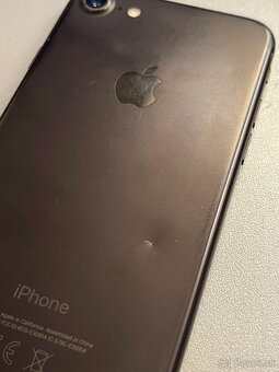 Predám iPhone 7 32gb čierny v dobrom stave - 3