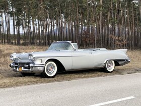 Cadillac Eldorado (1958) – Najexkluzívnejší kabriolet Amerik - 3