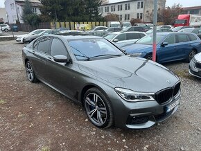 BMW Rad 7 730d xDrive A/T - 3