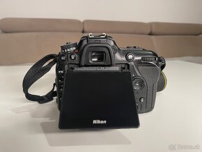 Nikon D7500 Telo - 3