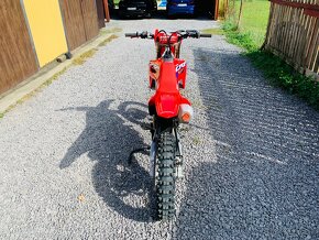 Honda CRF 450 R 2023 - 3