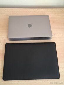 Predam MacBook Air 2020 M1 256GB, 16GB RAM + puzdro - 3