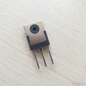 23N50E, FMH23N50E 

- tranzistor MOSFET - 3