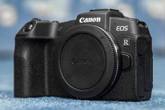 Canon EOS RP - 3