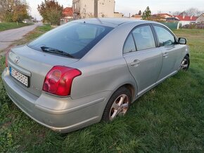 TOYOTA AVENSIS T25 2.2D4D - 3