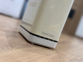 NAS D-Link ShareCenter DNS-320LW - 3