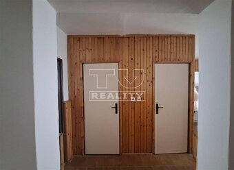 Ponúkame na predaj 3 izbový byt o rozlohe 74 m2, v... - 3