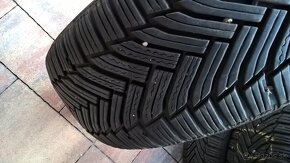 4 ks ZIMNÉ 225/55 R17 97H MICHELIN 7-8 mm 2022 LEN 45,-€/kus - 3