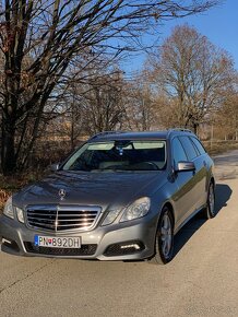 Mercedes-Benz E200 CDI Avangarde - 3