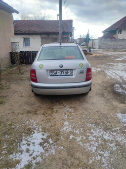 Auto škoda fabia sedan - 3