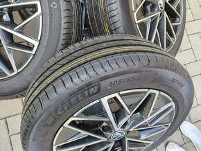 Disky Pulsar s letnym obutim 205/55 R17 letne - 3