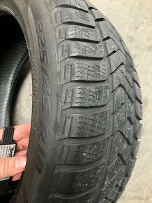 Pirelli 225/45 R18 zimné - 3