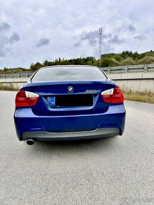 BMW 320si - 3