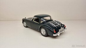 1:18 MGA 1600 - 3