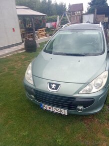 Peugeot 307SW 1.6hdi 7miestme - 3