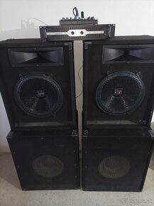 Zvuková zostava 2x1200W Max. - 3