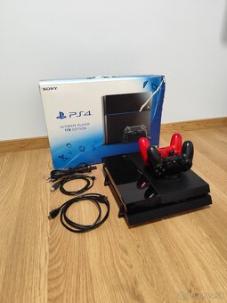 Predám Sony playstation 4 - 3