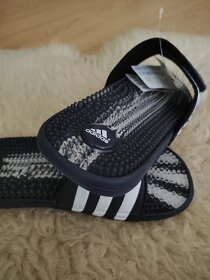 Pánske vsuvky Adidas - 3