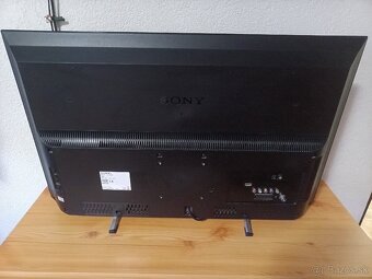 Televízor značky Sony model KLD-32R420A - 3