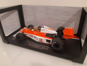 Mclaren Ford M23 - James Hunt 1976 - 1:18 MCG - 3