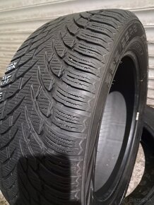 Nokian zimné 235/55/R18 - 3