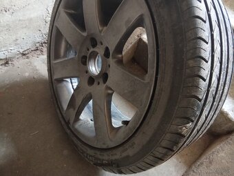 BMW  Elektróny 225/45 R17 - 3