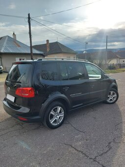 TOURAN CROSS  2.0TDI 103KW ...2012... SK ŠPZ - 3