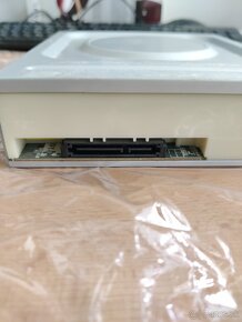 Predam DVD napalovacku LG GH24NS50 - 3