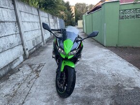 Kawasaki Ninja 650 akrapovic výfuk 2021 dohodou - 3