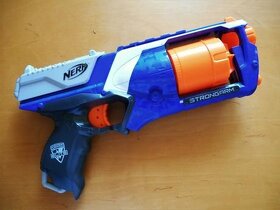 Nerf Strongarm s doplnkami - 3