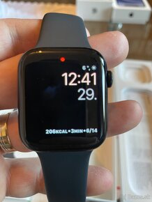 Apple watch se 2023 GpS 44mm 32gb - 3