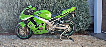 Kawasaki Ninja-ZX9R - 3