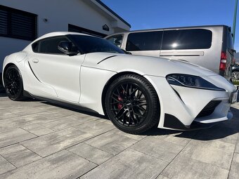 Toyota Supra
GR 2.0 Twin Scroll Turbo - 3