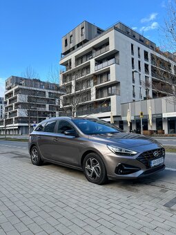 Hyundai i30 CW 1.5 T-GDi mHEV iMT Family odpočet DPH - 3