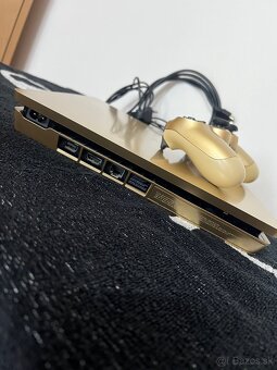 Playstation 4 GOLD 500gb - 3