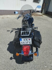 Suzuki Intruder C800 - 3