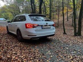 Škoda Superb 4x4 Sportline - 3