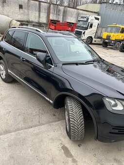 Predam Volkswagen Touareg II 3.0 tdi - 3