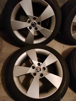 4ks alu disky orig. Škoda 5x112 R17 pneu 205/50 r17 6mm - 3