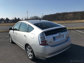 Toyota Prius LPG - 3