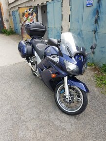 Yamaha FJR 1300 - 3