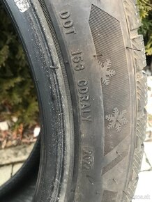 Predám zimné pneumatiky 235/45 R18 - 3