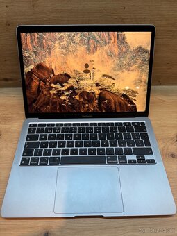 Macbook Air M1 16/256GB 2020, plne funkčný, batéria 89% - 3