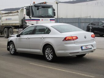 Volkswagen Passat 2.0 TDI BMT Comfortline DSG - 3