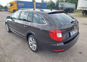 Škoda Superb 2.0 TDI Elegance nafta 103 kw - 3